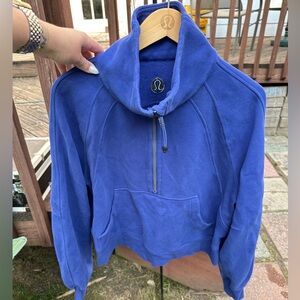 🚫SOLD🚫GUC psychic blue lululemon funnel neck size M/L
